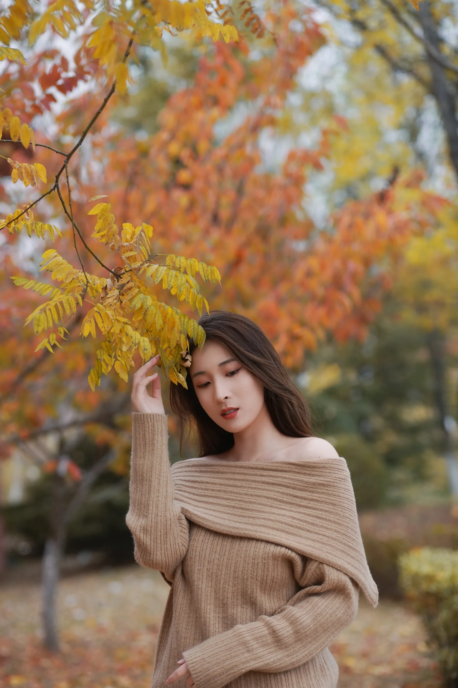 [YITUYU] 2022.12.10 Vol.2646 – Falling Leaves Know Autumn Ayin#[26P]-15